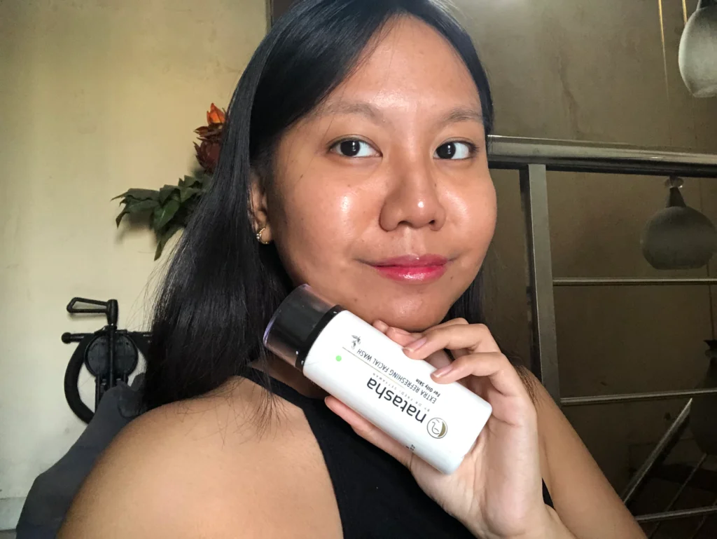 Foto bare face setelah perawatan di Natasha