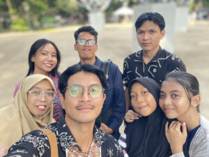 selfie di tanggal 21 april 2025